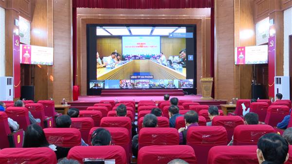 Phường Kiến An tham dự Hội nghị Báo cáo viên thành phố tháng 11 năm 2025