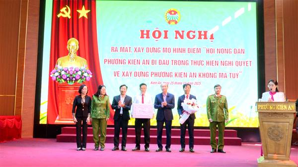 Hội Nông dân phường ra mắt xây dựng mô hình điểm “Hội Nông dân phường Kiến An đi dầu trong thực hiện Nghị quyết về xây dựng phường Kiến An không ma tuý”