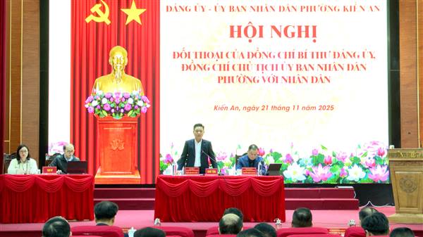 Hội nghị đối thoại giữa đồng chí Bí thư Đảng uỷ và đồng chí Chủ tịch UBND phường với đại biểu Nhân dân