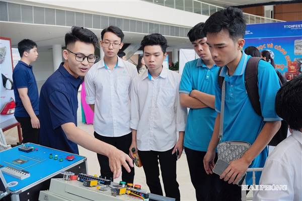 Hải Phòng bứt phá về chuyển đổi số