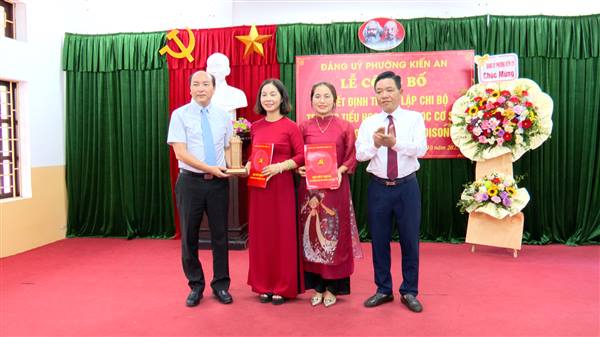 Đảng bộ phường Kiến An hoàn thành vượt chỉ tiêu thành lập tổ chức Đảng năm 2025