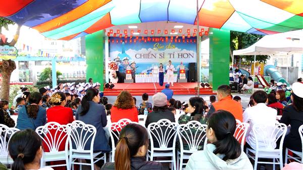 Trường Mầm non Đồng Hoà tổ chức sân chơi “Chiến sĩ tí hon”