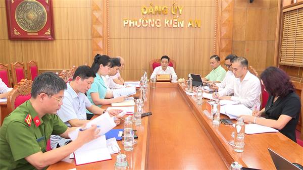 Tiểu ban Văn kiện cho ý kiến vào Dự thảo Văn kiện Đại hội Đại biểu Đảng bộ phường lần thứ I, nhiệm kỳ 2025-2030