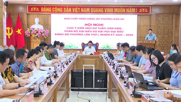 Hội nghị Ban Chấp hành Đảng bộ phường cho ý kiến vào dự thảo văn kiện, phân bổ đại biểu chính thức dự Đại hội đại biểu Đảng bộ phường lần thứ I, nhiệm kỳ 2025-2030


