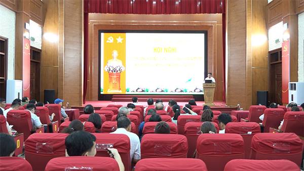 HĐND phường tổ chức hội nghị tập huấn, hướng dẫn sử dụng phần mềm Kỳ họp số (Kỳ họp không giấy tờ) 