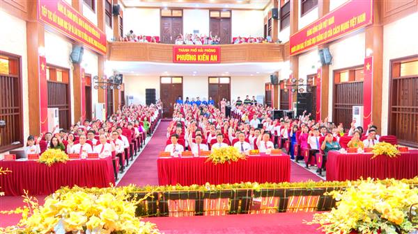Chiều 14/8 đã diễn ra phiên trù bị Đại hội đại biểu Đảng bộ phường Kiến An lần thứ I, nhiệm kỳ 2025–2030 