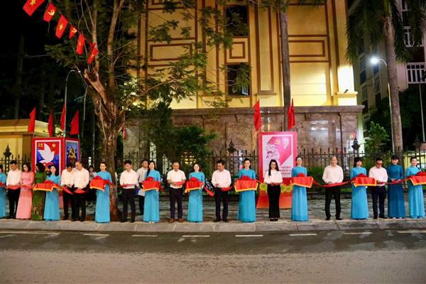 Phường Kiến An khánh thành công trình “Hệ thống đèn năng lượng mặt trời” chào mừng Đại hội đại biểu Đảng bộ phường Kiến An lần thứ I, nhiệm kỳ 2025-2030