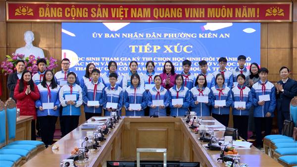 UBND phường Kiến An tổ chức tiếp xúc học sinh tham gia các kỳ thi thành phố năm học 2025–2026