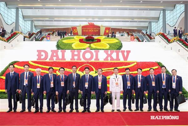 Những hình ảnh của đoàn Hải Phòng qua 2 ngày đầu Đại hội XIV của Đảng