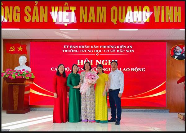 Trường THCS Bắc Sơn tổ chức Hội nghị cán bộ, viên chức, người lao động năm học 2026–2027
