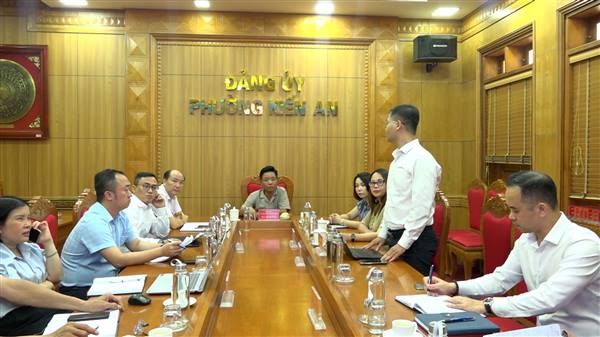 Lãnh đạo Đảng ủy phường làm việc với Học viện Công nghệ AIUNI về ứng dụng và vận hành App “Đảng ủy phường Kiến An – Gần dân, sát dân”