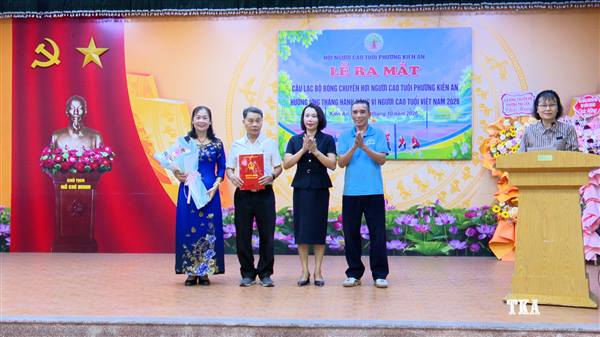 Hội Người cao tuổi phường Kiến An ra mắt Câu lạc bộ Bóng chuyền hơi, hưởng ứng Tháng hành động vì người cao tuổi Việt Nam năm 2026