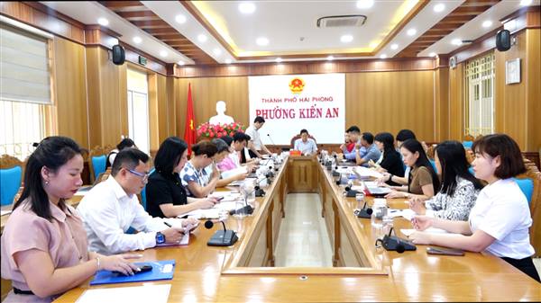 Sở Y tế thành phố kiểm tra tiến độ thực hiện khám sức khoẻ định kỳ, khám sàng lọc miễn phí cho người dân năm 2026 trên địa bàn các phường Kiến An và Phù Liễn