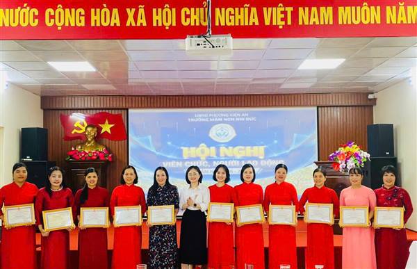 Trường Mầm non Nhi Đức tổ chức Hội nghị viên chức, người lao động năm học 2026–2027