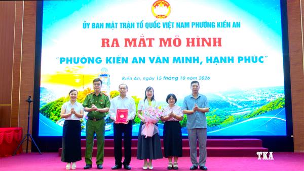 Ban Thường trực Ủy ban MTTQ Việt Nam phường tổ chức tuyên truyền về phong trào “Toàn dân bảo vệ an ninh Tổ quốc” trong tình hình mới và ra mắt 03 mô hình “Dân vận khéo”