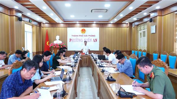 UBND phường đánh giá tình hình kinh tế - xã hội, quốc phòng – an ninh tháng 4; phương hướng, nhiệm vụ tháng 5 năm 2026