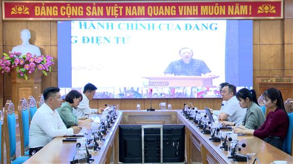 Phường Kiến An tham dự Hội nghị triển khai 4 thủ tục hành chính của Đảng trên môi trường điện tử