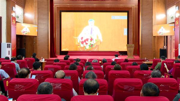 Phường Kiến An tham dự Hội nghị trực tuyến toàn quốc phổ biến, quán triệt và triển khai thực hiện Nghị quyết về đổi mới, nâng cao hiệu lực công tác kiểm tra, giám sát và kỷ luật đảng; Chương trình hành động thực hiện Nghị quyết Đại hội XIV của Đảng của ngành Kiểm tra Đảng; Quy định về công tác kiểm tra, giám sát, kỷ luật của Đảng