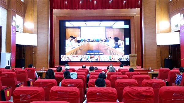 Hội nghị Báo cáo viên thành phố tháng 4 năm 2026

