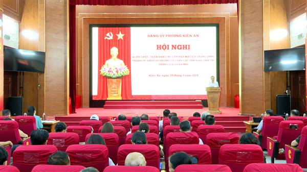 Hội nghị quán triệt, triển khai các văn bản mới của Trung ương, Thành ủy, Đảng ủy phường về công tác tôn giáo, dân tộc trong giai đoạn mới.