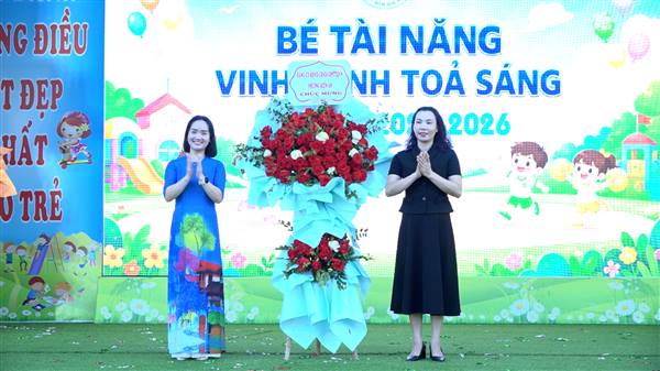 Sôi nổi chương trình “Bé tài năng – Vinh danh tỏa sáng” trường Mầm non Nhi Đức