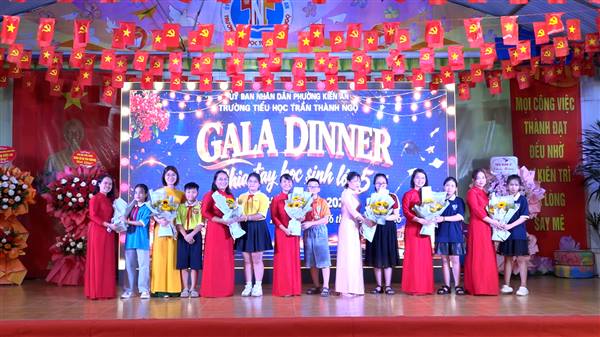 Ấn tượng và đầy cảm xúc Gala Dinner chia tay học sinh khối 5 niên khóa 2021 – 2026 tại Trường Tiểu học Trần Thành Ngọ