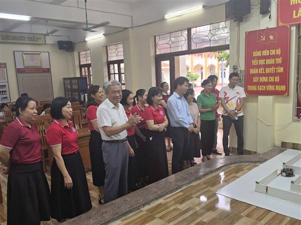 Chi bộ Trường Tiểu học Quán Trữ ra mắt mô hình Dân vận khéo năm 2026 
 “Trường học thông minh - Văn minh số”


