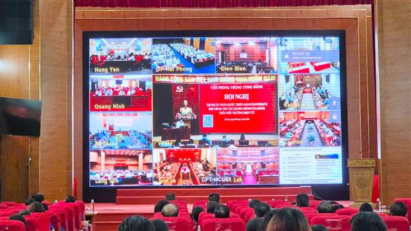 Hội nghị tập huấn triển khai thủ tục hành chính của Đảng trên môi trường điện tử, giai đoạn 2