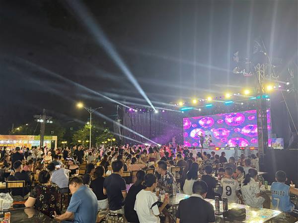 Ngày thứ 10 của Lễ hội bia 2026 (Kiến An Beer Fest) tiếp tục mang đến không khí sôi động
