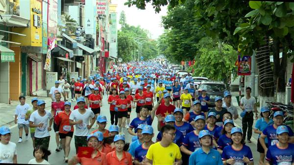 Hơn 2 nghìn người tham gia Giải chạy “Những bước chân khỏe đẹp, chinh phục Núi Thiên Văn” năm 2026