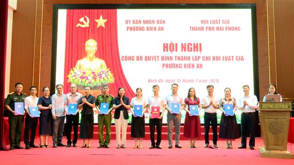     Hội nghị công bố quyết định thành lập Chi hội Luật gia phường Kiến An
