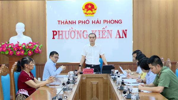 UBND phường tiếp công dân Nguyễn Thị Lan ở Tổ dân phố Đồng Hòa 8, nay là Tổ dân phố Quán Trữ, phường Kiến An