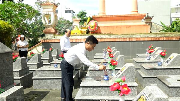 Lễ dâng hương tri ân các Anh hùng Liệt sĩ nhân kỷ niệm 79 năm Ngày Thương binh – Liệt sĩ (27/7/1947 - 27/7/2026) trên địa bàn phường Kiến An