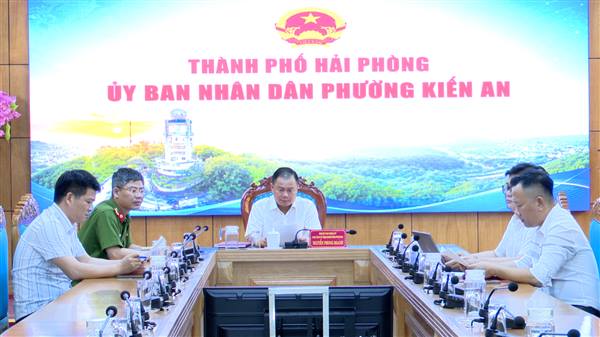  PHƯỜNG KIẾN AN THAM DỰ HỘI NGHỊ TRỰC TUYẾN THÀNH PHỐ VỀ TIẾN ĐỘ ĐO ĐẠC, LẬP BẢN ĐỒ ĐỊA CHÍNH, LẬP HỒ SƠ ĐỊA CHÍNH VÀ XÂY DỰNG CƠ SỞ DỮ LIỆU ĐẤT ĐAI