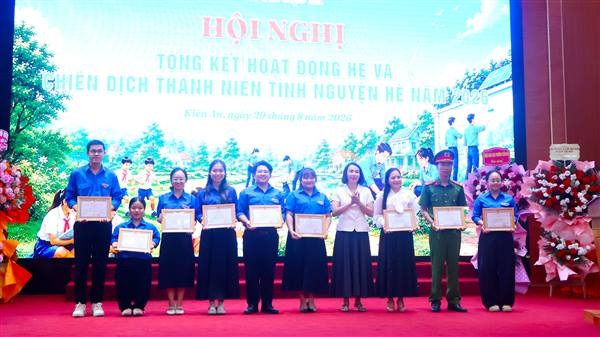 Ban Chỉ đạo hè phường tổng kết hoạt động hè và Chiến dịch Thanh niên tình nguyện hè năm 2026

