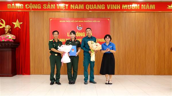 Chi đoàn Quân sự phường được thành lập gồm 8 đoàn viên 