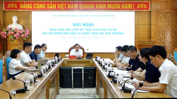 Tập trung tối đa nhân lực, thời gian và các nguồn lực để tổ chức thực hiện giải phóng mặt bằng Dự án đầu tư xây dựng tuyến đường nối Quốc lộ 5 với Quốc lộ 10 và tiến độ giải ngân vốn đầu tư công trên địa bàn phường

