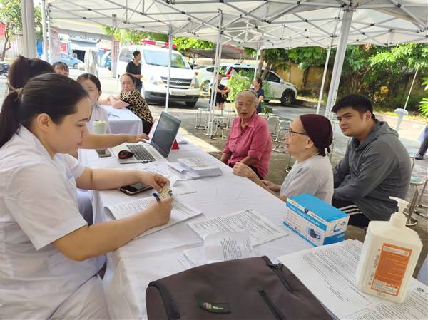 Phường Kiến An tổ chức khám sức khỏe định kỳ, khám sàng lọc miễn phí cho nhân dân tổ dân phố Trữ Khê