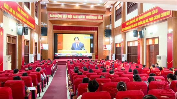 Phường Kiến An tham dự Hội nghị toàn quốc nghiên cứu, học tập, quán triệt và triển khai thực hiện một số Nghị quyết, Chỉ thị của Bộ Chính trị