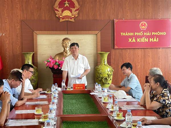 Thường trực Đảng ủy xã Kiến Hải tổ chức Hội nghị lấy ý kiến của các đồng chí nguyên lãnh đạo huyện và nguyên lãnh đạo Thường trực Đảng ủy các xã cũ qua các thời kỳ vào dự thảo Báo cáo chính trị trình Đại hội Đảng bộ xã lần thứ I, nhiệm kỳ 2025 - 2030.