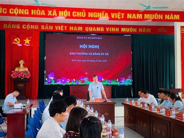 BAN THƯỜNG VỤ ĐẢNG ỦY XÃ KIẾN HẢI HỌP CHO Ý KIẾN VỀ MỘT SỐ NỘI DUNG THEO QUY CHẾ, ĐÁNH GIÁ KẾT QUẢ THÁNG 7 VÀ PHƯƠNG HƯỚNG NHIỆM VỤ THÁNG 8 NĂM 2025