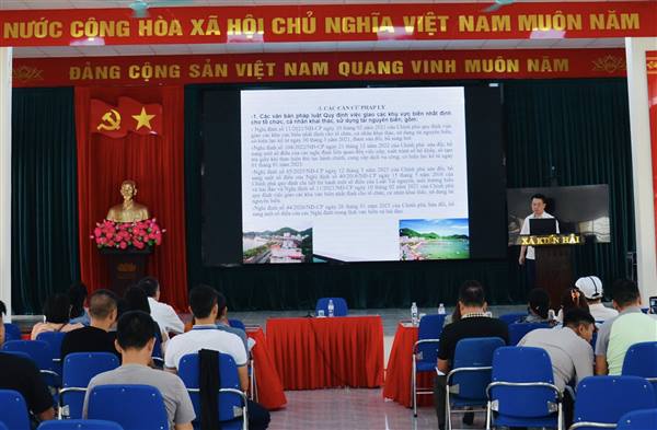 Ủy ban nhân dân xã Kiến Hải tổ chức Hội nghị “Hướng dẫn các hộ dân lập hồ sơ đề nghị giao khu vực biển để nuôi trồng thủy sản theo quy định