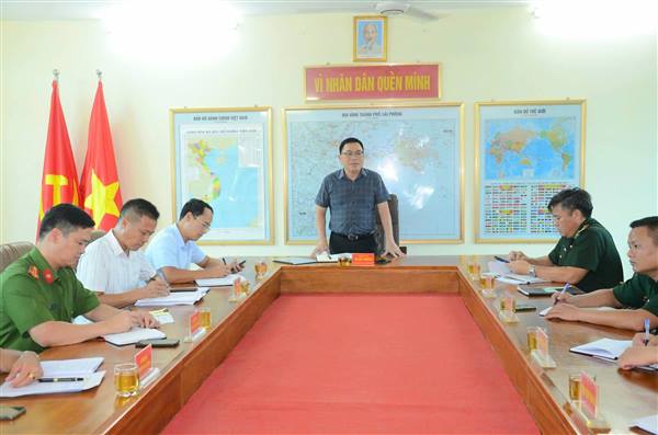 UBND XÃ KIẾN HẢI TỔ CHỨC HỘI NGHỊ VỀ CÔNG TÁC BẢO ĐẢM AN NINH, TRẬT TỰ TRÊN BIỂN
