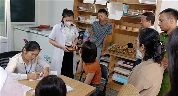 XÃ KIẾN HẢI KIỂM TRA AN TOÀN THỰC PHẨM DỊP TẾT TRUNG THU NĂM 2026
