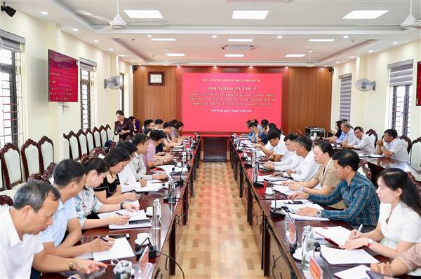 Ban Chấp hành Đảng bộ xã tổ chức Hội nghị lần thứ 5 nhằm sơ kết, đánh giá tình hình, kết quả thực hiện nhiệm vụ công tác 9 tháng đầu năm; triển khai một số nhiệm vụ trọng tâm 3 tháng cuối năm 2026
