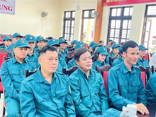XÃ KIẾN HƯNGTỔ CHỨC KHAI MẠC HUẤN LUYỆN DÂN QUÂN CƠ ĐỘNG NĂM 2026