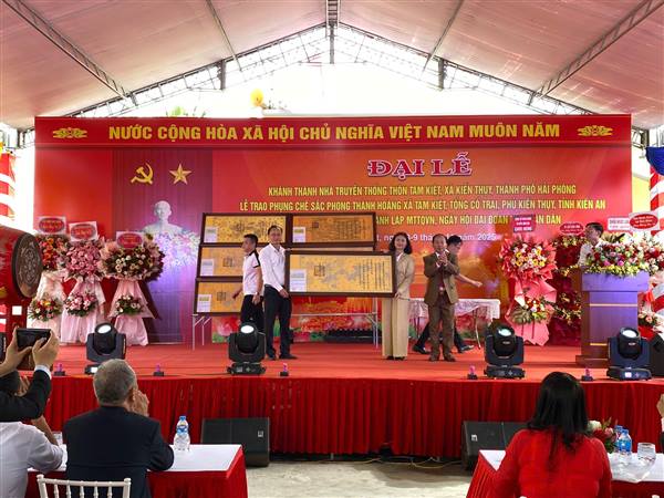 Khánh thành nhà truyền thống làng văn hóa Tam Kiệt 

và kỷ niệm 95 năm ngày thành lập Mặt trận Tổ quốc Việt Nam