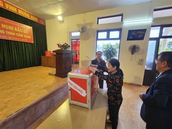 Xã Kiến Thụy tổ chức bầu cử Trưởng thôn nhiệm kỳ 2025-2028