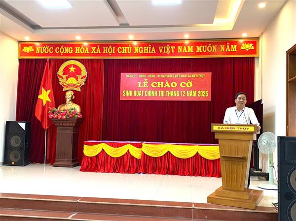 Xã Kiến Thụy tổ chức Lễ chào cờ tháng 12 năm 2025