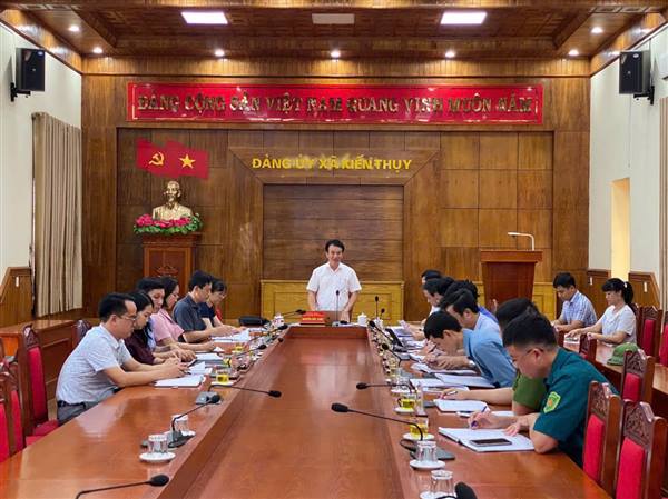 Phó Chủ tịch Ủy ban MTTQ Việt Nam thành phố kiểm tra công tác chuẩn bị, tổ chức Đại hội đại biểu Đảng bộ xã Kiến Thuỵ  

